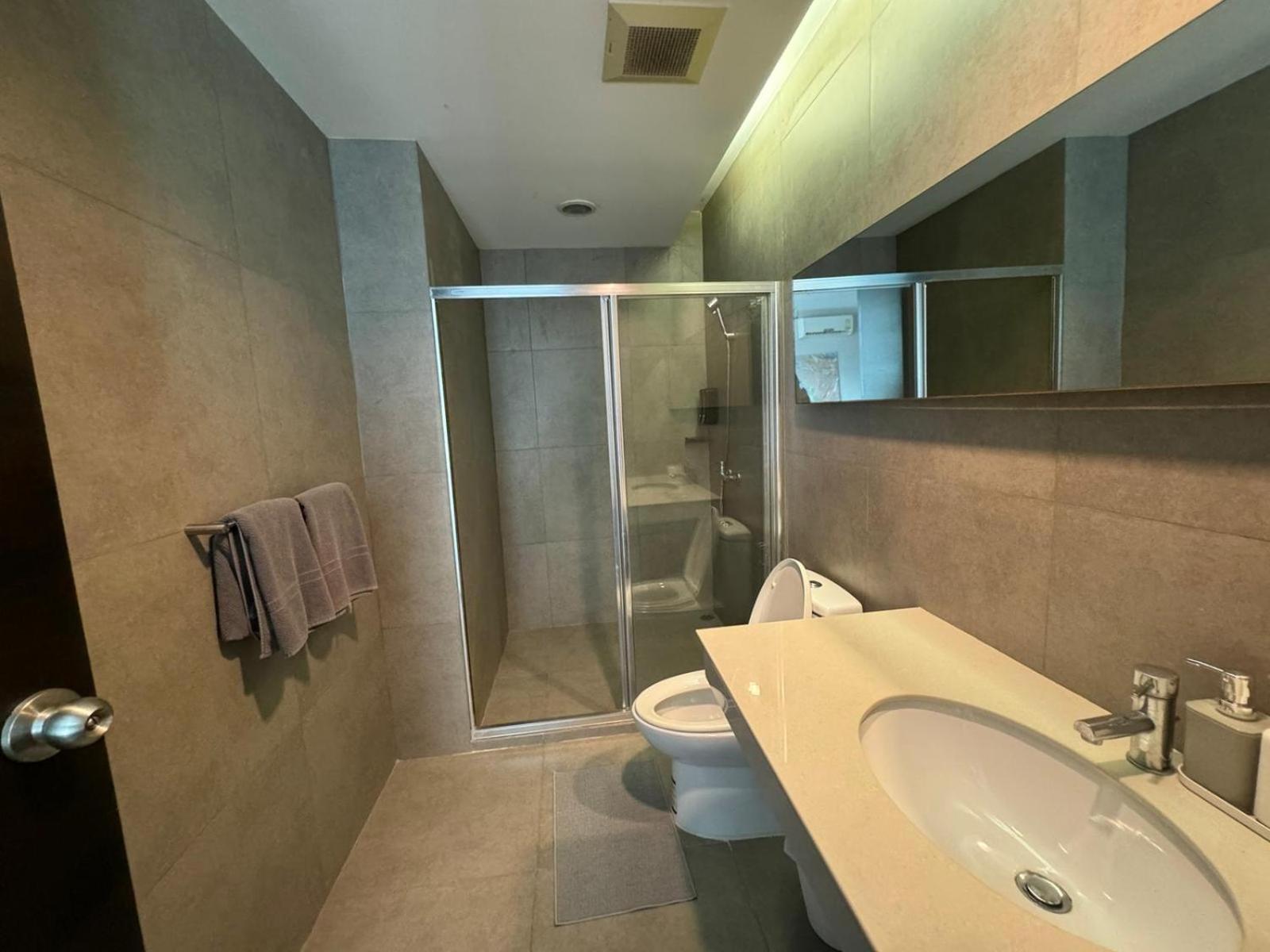 Cgcasa Hotel Bangkok Exterior photo