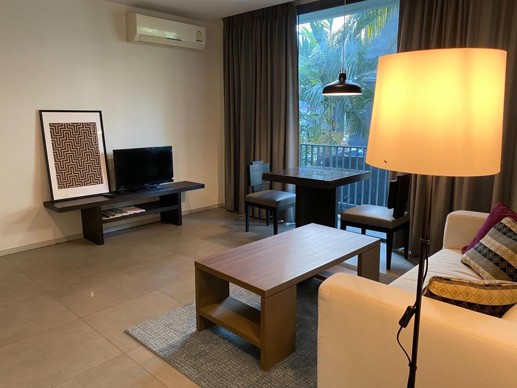 Cgcasa Hotel Bangkok Room photo